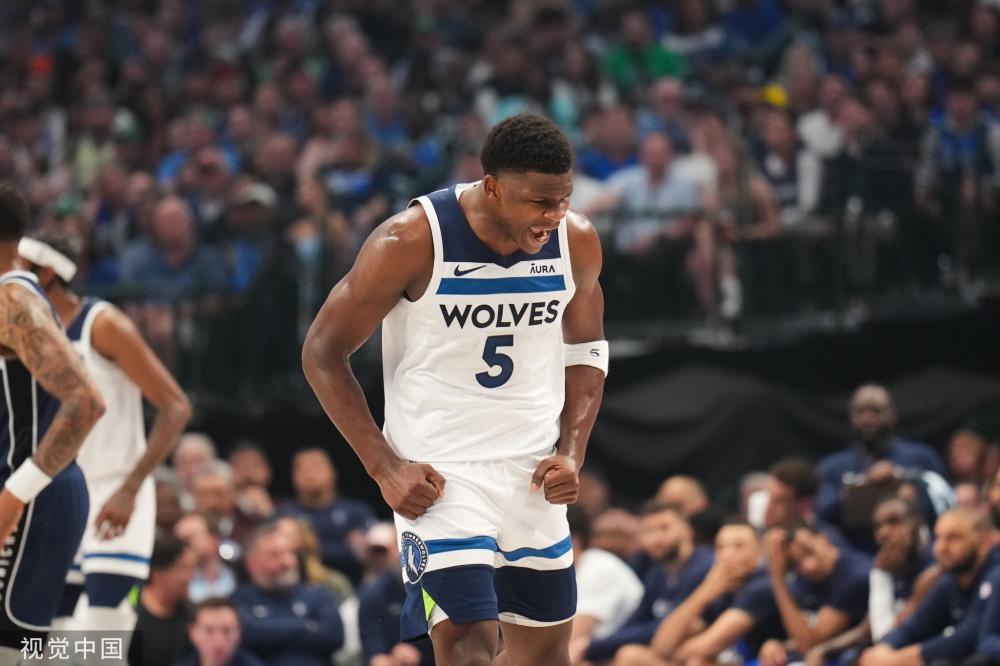 极大地影响 极大地影响